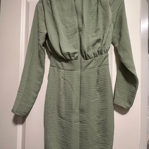 ASOS wrap drape dress sage green - Picture 3 of 4